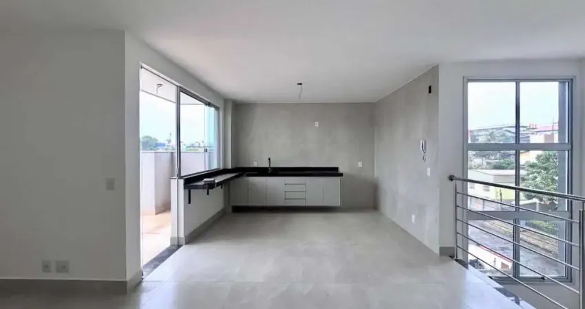 Belíssima Cobertura de três quartos com suíte no bairro - Jaraguá