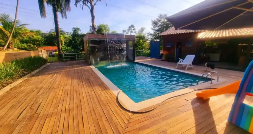 Sítio / fazendinha localizado no condomínio Topázio Esmeraldas / MG