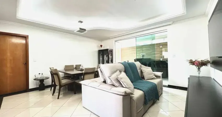 ÁREA PRIVATIVA | 4 QUARTOS | 2 VAGAS | BAIRRO CASTELO - R$ 1.100.000,00