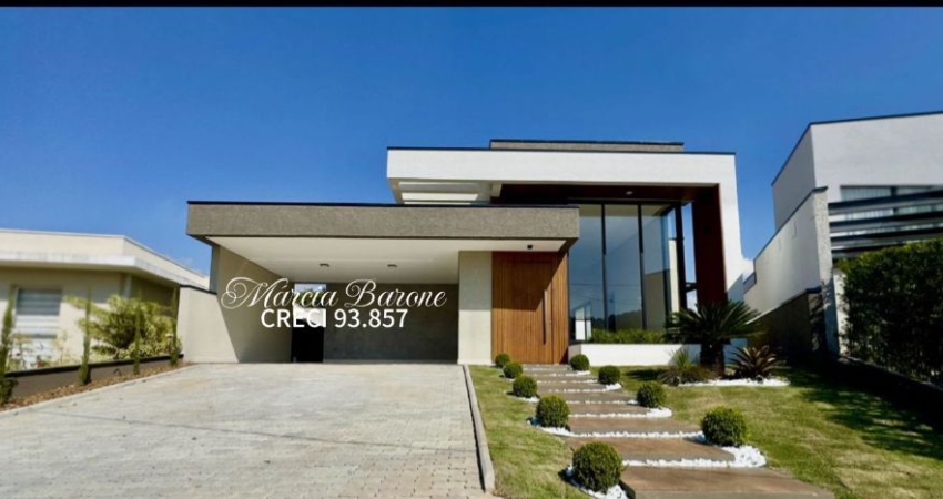 Casa térrea á venda no Condomínio Terras de Atibaia II