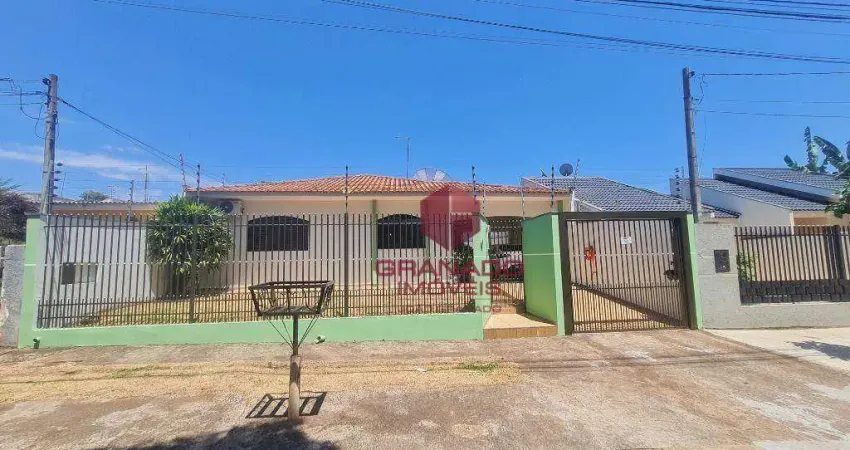 Casa com 5 dormitórios à venda, 253 m² por R$ 780.000,00 - Jardim Alvorada - Maringá/PR