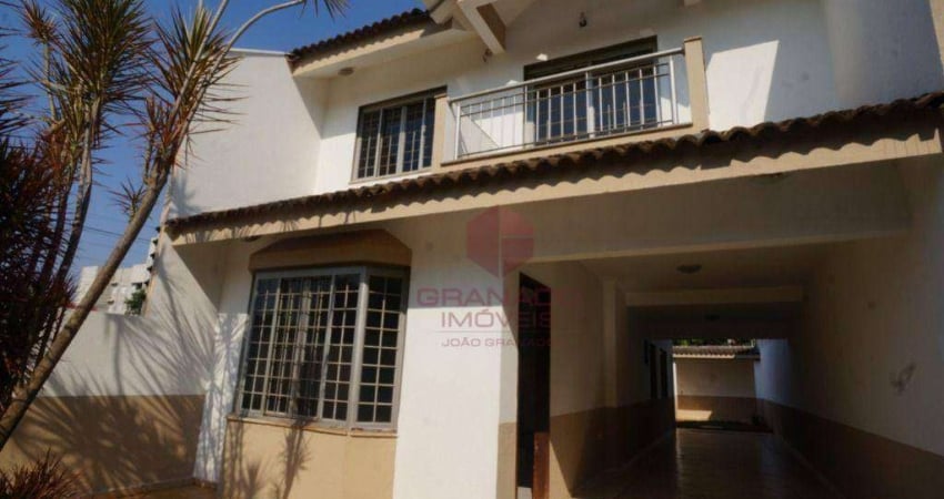 Sobrado com 3 dormitórios para alugar, 150 m² por R$ 2.850,00/mês - Vila Bosque - Maringá/PR