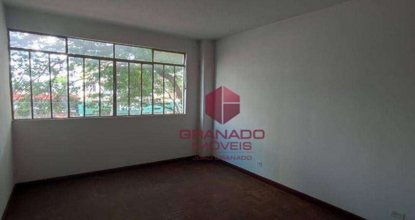 Sobreloja com 3 dormitórios para alugar, 91 m² por R$ 1.268/mês - Zona 04 - Maringá/PR