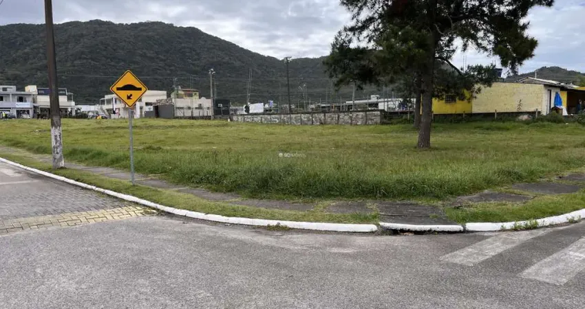 Terreno comercial à venda no São João do Rio Vermelho, Florianópolis 