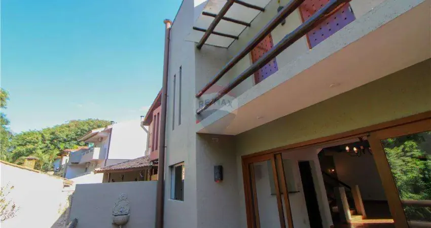 Casa à venda, 5 dormitórios, sendo 1 suíte com closet, Granja Olga Sorocaba-SP,
