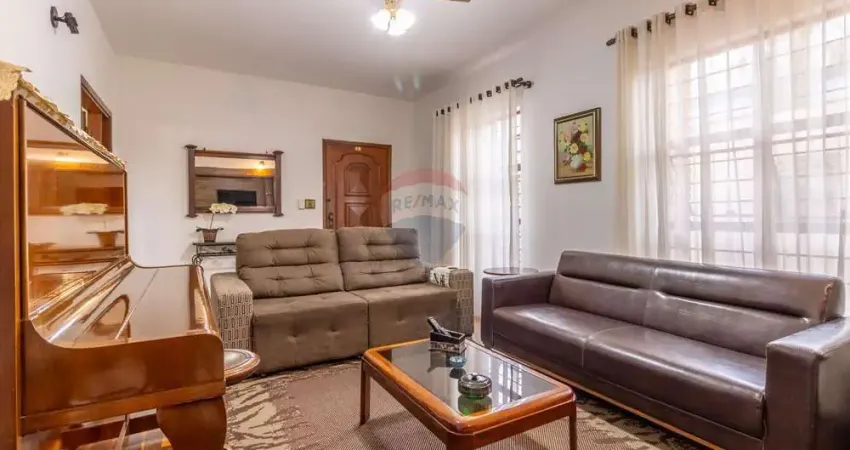 Casa à venda na Vila Independência/Mangal em Sorocaba-SP com 4 dormitórios, 2 banheiros e 4 vagas