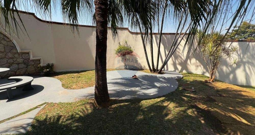 Imovel Comercial com amplo espaço e adaptável para diversos tipos de Negócios