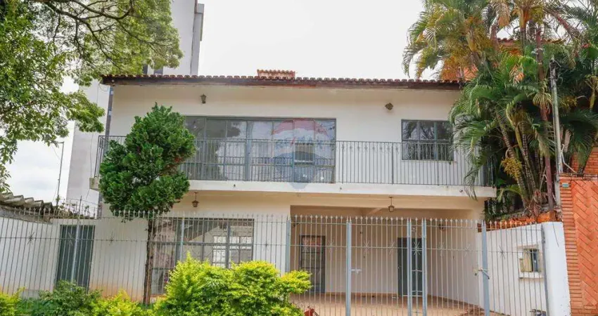 Casa com 4 quartos (1 suíte) e 350.m² de área construída à venda no Jardim Europa