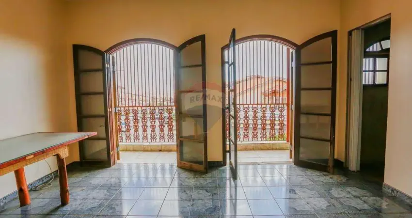 Casa com 3 quartos à venda na Rua Antônio Piantore, 290, Jardim São Guilherme, Sorocaba