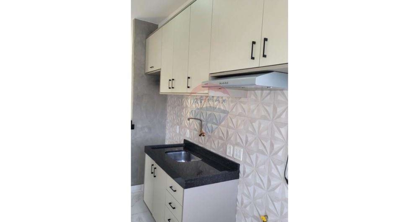 Apartamento com 2 dormitorios, Ar, Planejados e Vaga Coberta no Brisa do Parque 1