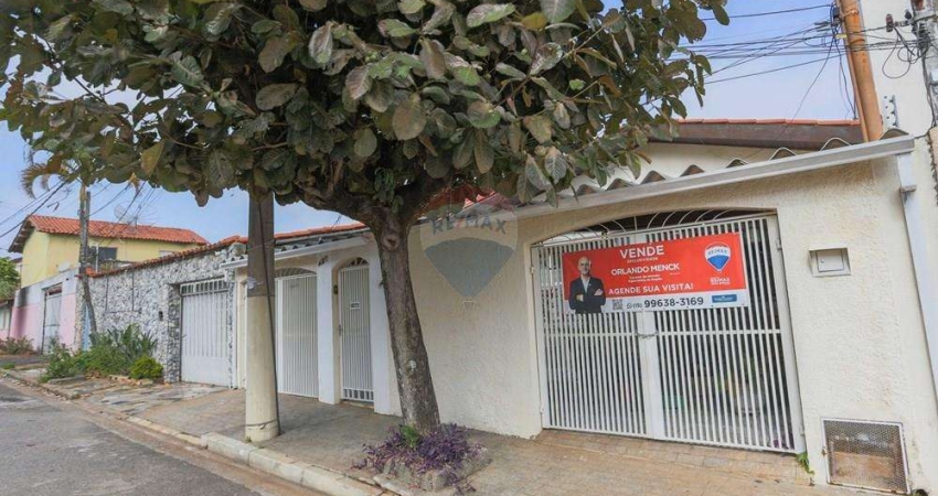 Casa à venda 2 quartos (1 suíte), 15 vagas sendo 5 cobertas, quintal amplo, 144 m² área construída, apenas R$445.000, Jardim São Paulo, Sorocaba/SP.