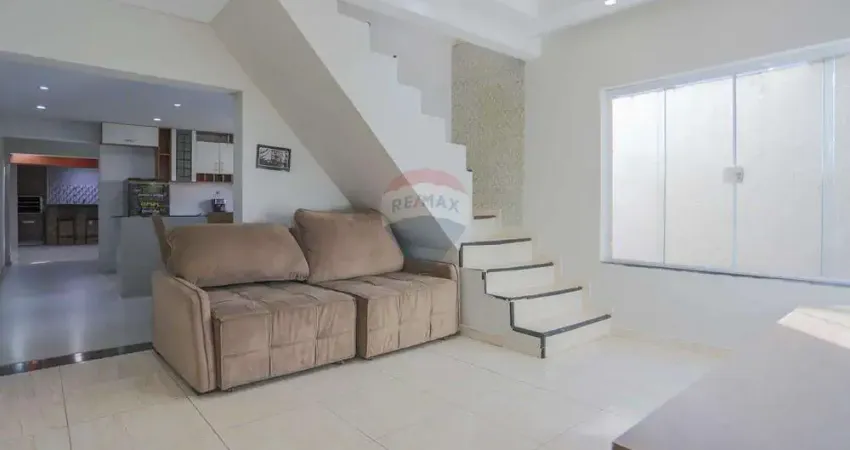 Casa com 3 quartos à venda na Rua Carmelina Garcia, 213, Jardim São Pedro, Votorantim