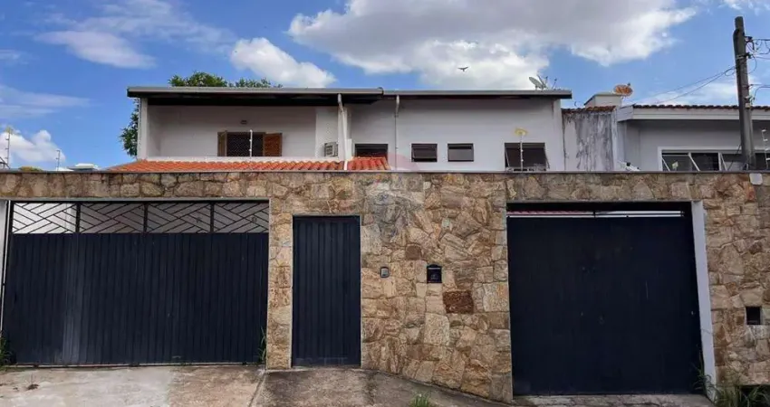 Casa com 3 Suítes e Área Gourmet no Parque Campolim, Ideal para Moradia ou Comercial
