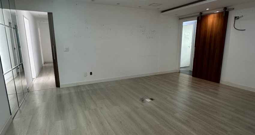 Casa comercial com 11 salas para alugar na Avenida Sete de Setembro, Icaraí, Niterói