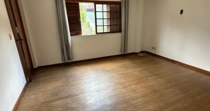 Apartamento com 1 quarto para alugar na Rua Coronel Antônio Santiago, Agriões, Teresópolis