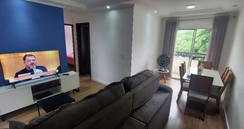 Apartamento com 56 m² no Edifício Roma na Vila São Francisco em Mauá.