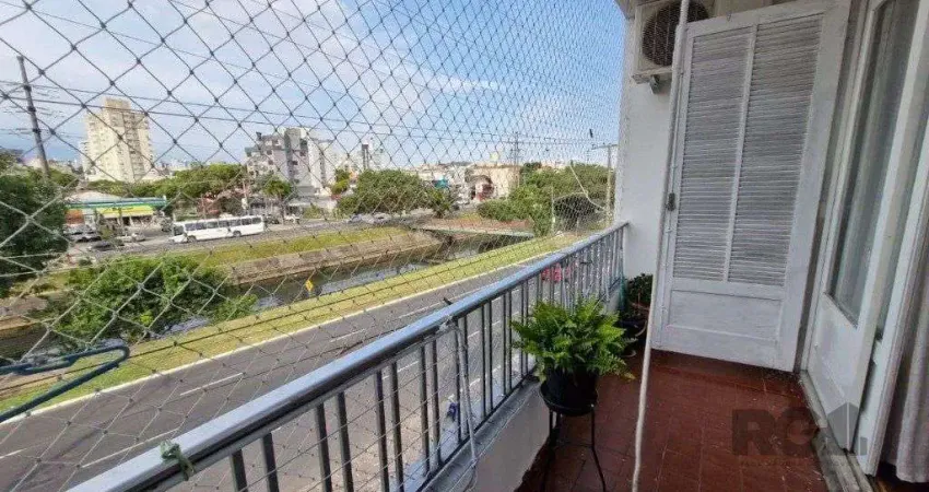 Apartamento 139m², com sacada na Av. Ipiranga próximo a PUC