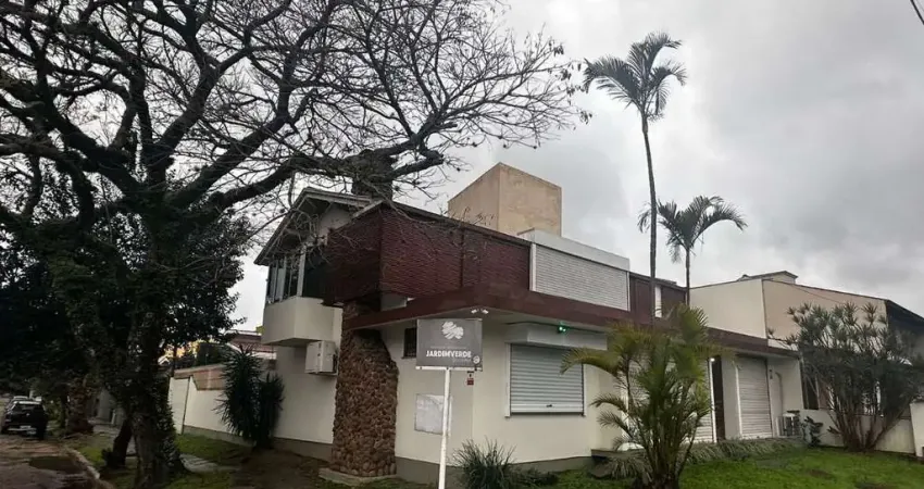 Casa Mobiliada 03 Dormitórios Bairro Jardim Verde Ipanema