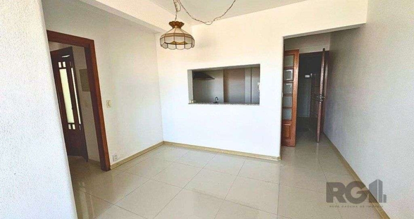 Vende-se apartamento reformado 2 quartos com vaga próximo ao Colégio Pastor Dohm