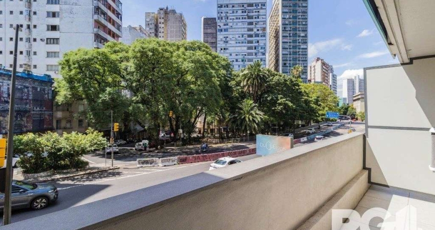 Studio localizado no Centro Histórico de Porto Alegre, uma das ruas mais charmos