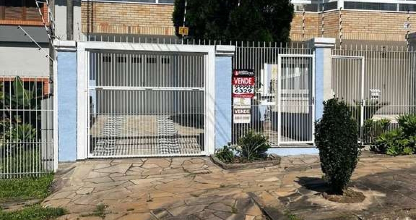 Sobrado 4 dormitórios à venda Jardim Itu Porto Alegre/RS