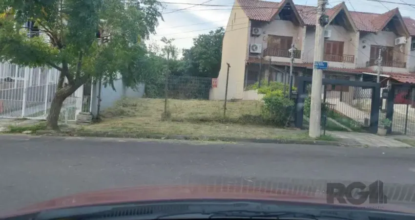 Terreno à venda na Rua Doutor Sady Soares, 69, Guarujá, Porto Alegre