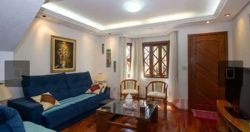 Casa de Condomínio no Ecoville.