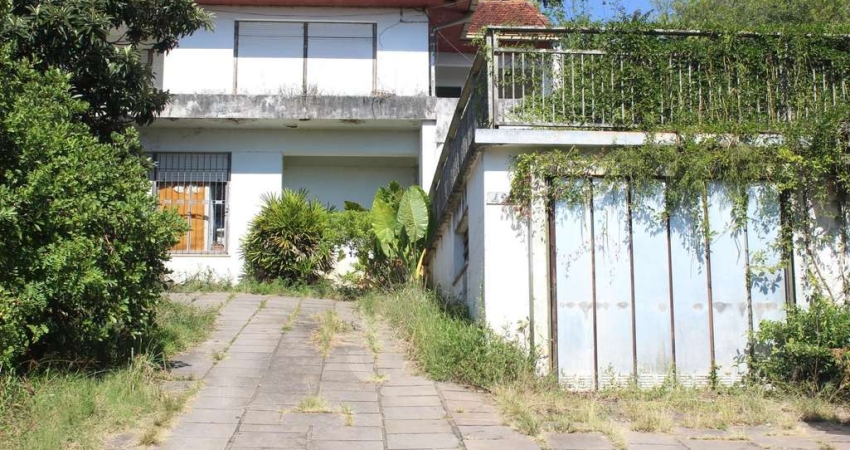 Imponente casa na Vila Assunção