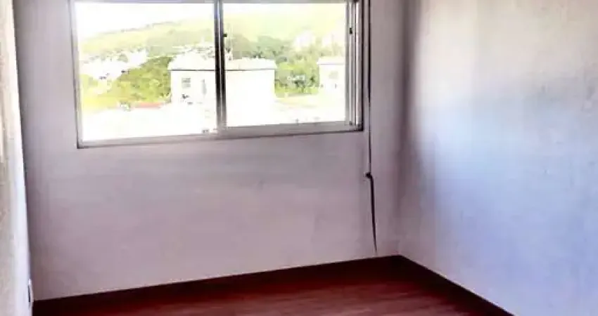 Oportunidade em Porto Alegre: Apartamento com 2 Dormitórios, 1 Vaga no J Sabará