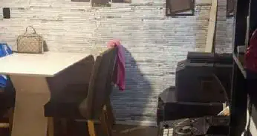 apartamento de 2 dormitórios com garagem coberto no bairro Teresópolis