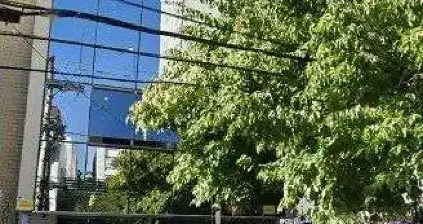 Sala comercial à venda na Avenida Alegrete, 422, Petrópolis, Porto Alegre
