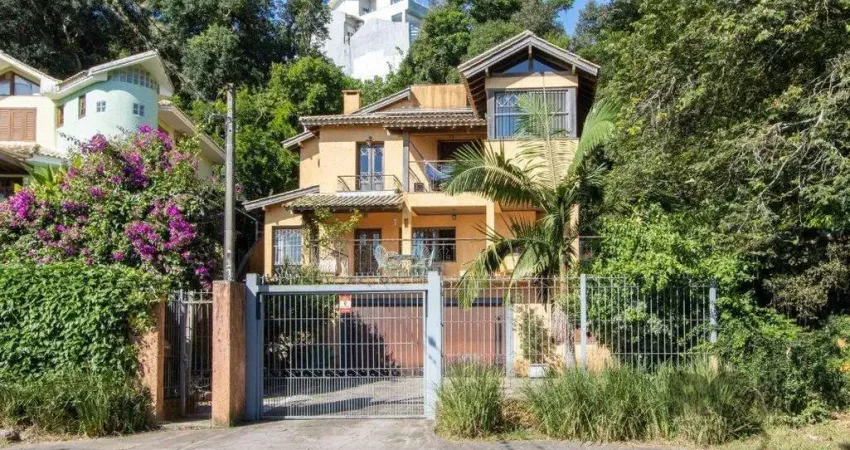 Casa para Venda - 323.49m², 4 dormitórios, sendo 1 suites, 5 vagas - Ipanema