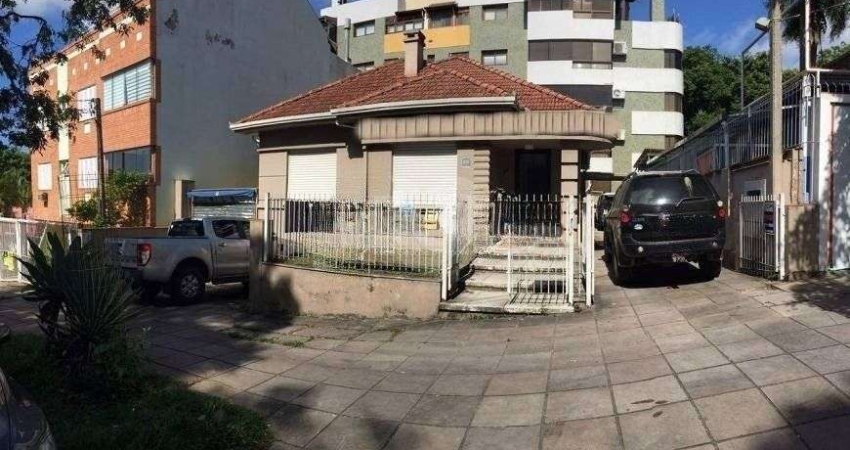 Casa 2 dormitórios à venda Petrópolis Porto Alegre/RS