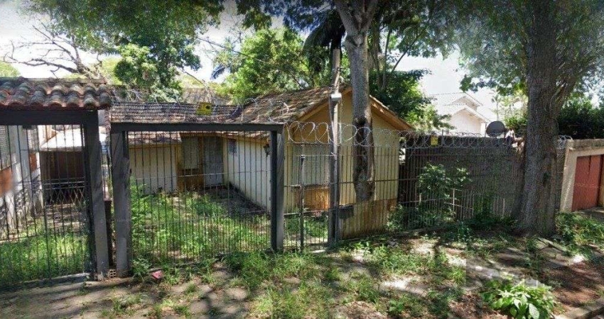 Casa 143m² - 3 dormitórios, 2 vagas no bairro Santa Tereza