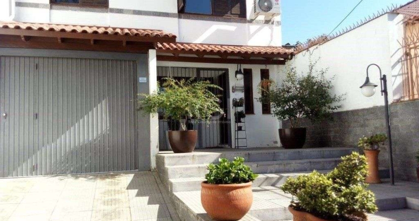 Casa para Venda - 240m², 3 dormitórios, sendo 1 suites, 3 vagas - São Sebastião