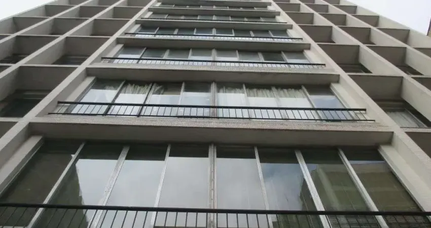 Apartamento para Venda - 219m², 3 dormitórios, sendo 2 suites, 1 vaga - Centro H