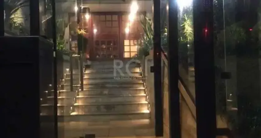 Cobertura para Venda - 223m², 3 dormitórios, sendo 1 suites, 2 vagas - Santa Cec