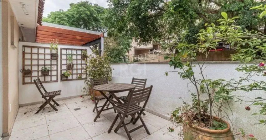 Casa Condominio para Venda - 220.25m², 3 dormitórios, sendo 3 suites, 2 vagas -