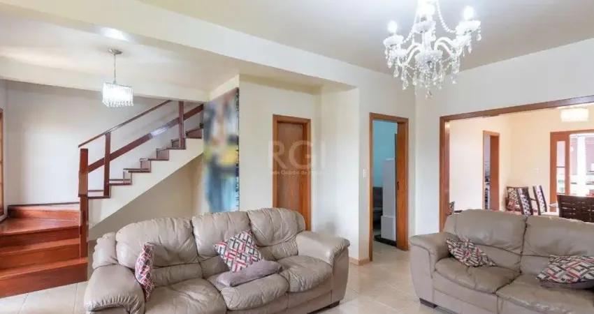 Casa para Venda - 192.18m², 3 dormitórios, sendo 1 suites, 2 vagas - Cristal