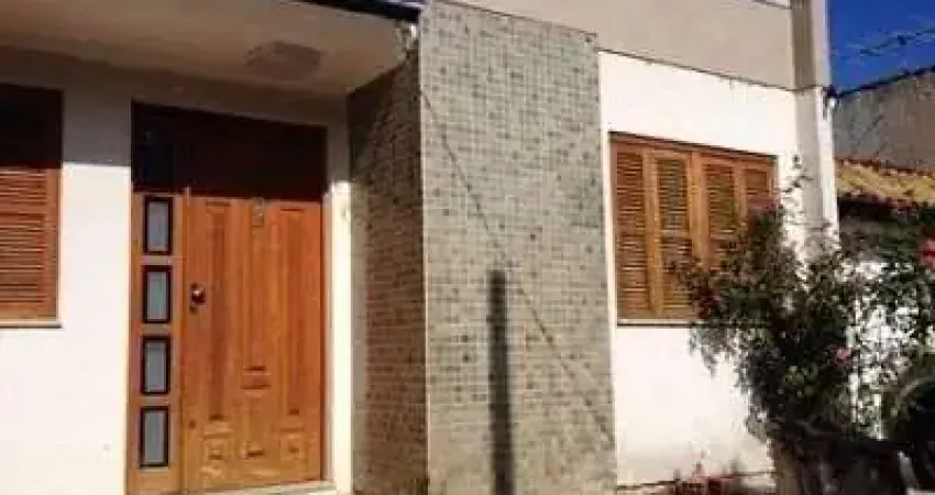 Casa para Venda - 150m², 3 dormitórios, sendo 1 suites, Nonoai