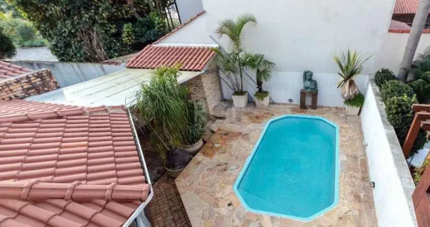 Casa Condominio para Venda - 233.52m², 3 dormitórios, sendo 3 suites, 2 vagas -