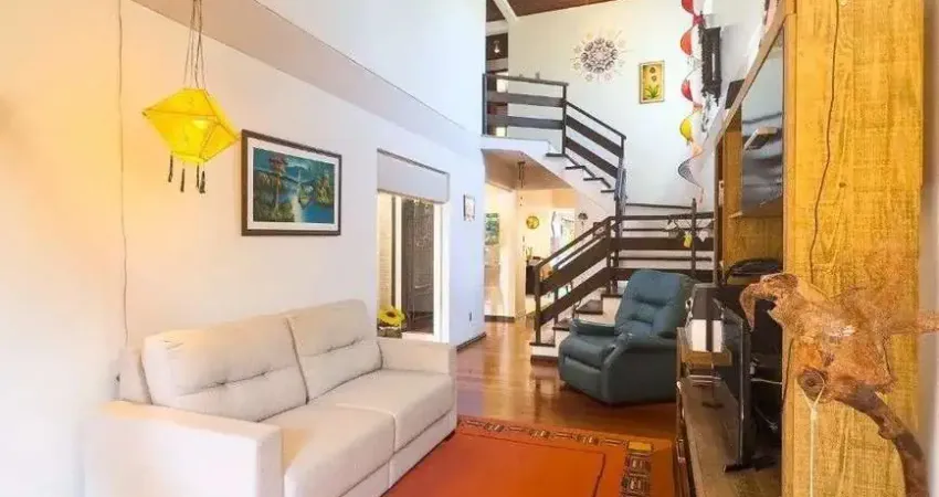 Casa condominio bairro tristeza - 218m², 3 dormitórios, sendo 1 suites, 2 vagas!