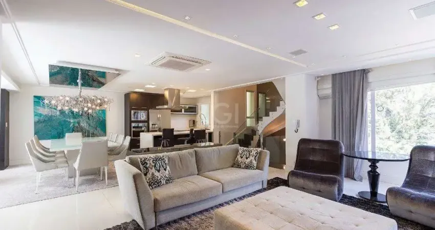 Casa Condominio para Venda - 380m², 3 dormitórios, sendo 3 suites, 4 vagas - Ped