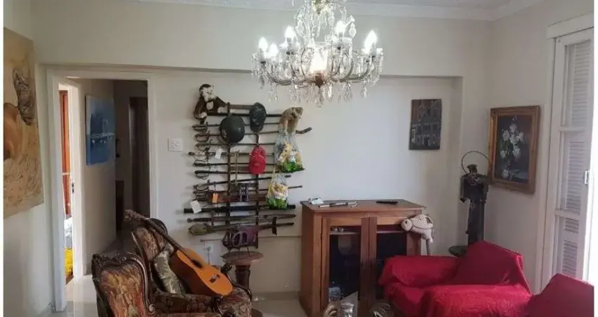 Apartamento com 4 quartos no centro de Porto Alegre