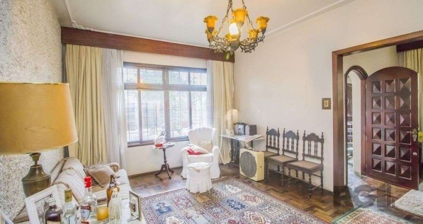 Casa com 4 quartos à venda na Rua Bernardino Caetano Fraga, 156, Santa Tereza, Porto Alegre