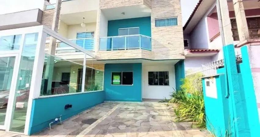 Casa à venda na Hípica, 3 dormitórios, suíte com closet, sótão com churrasqueira