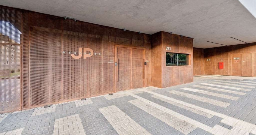 Apartamento tipo Stúdio, um dormitório em frente à Rendenção