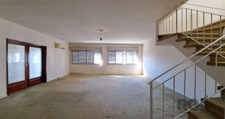 Vendo excelente cobertura com vista cinematografia, no Bairro Floresta.