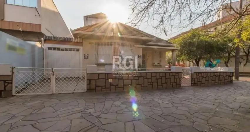 Terreno à venda na Avenida Ceará, 1618, São João, Porto Alegre