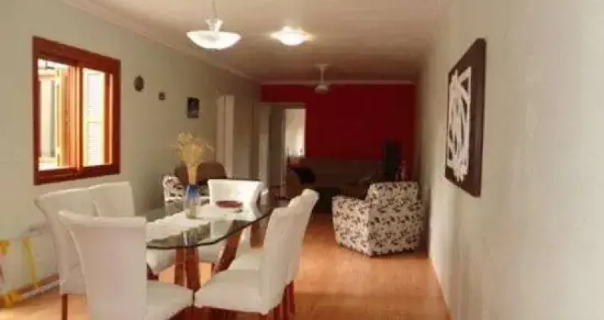 Casa para Venda - 330m², 4 dormitórios, sendo 1 suites, 3 vagas - Santana